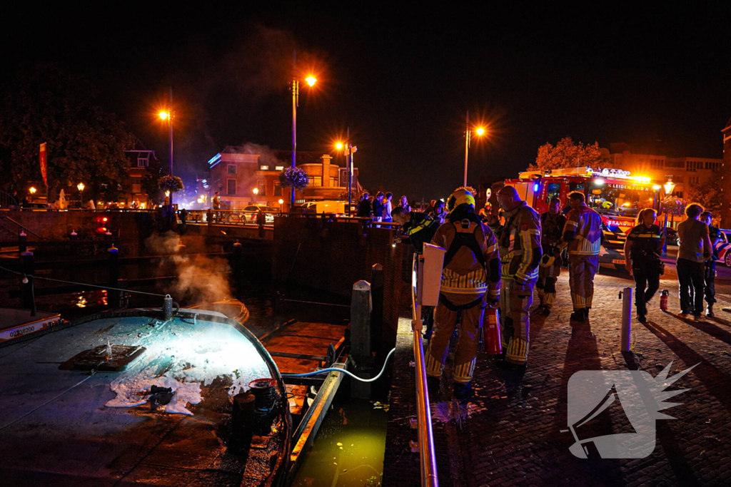 Brand op boot snel gedoofd