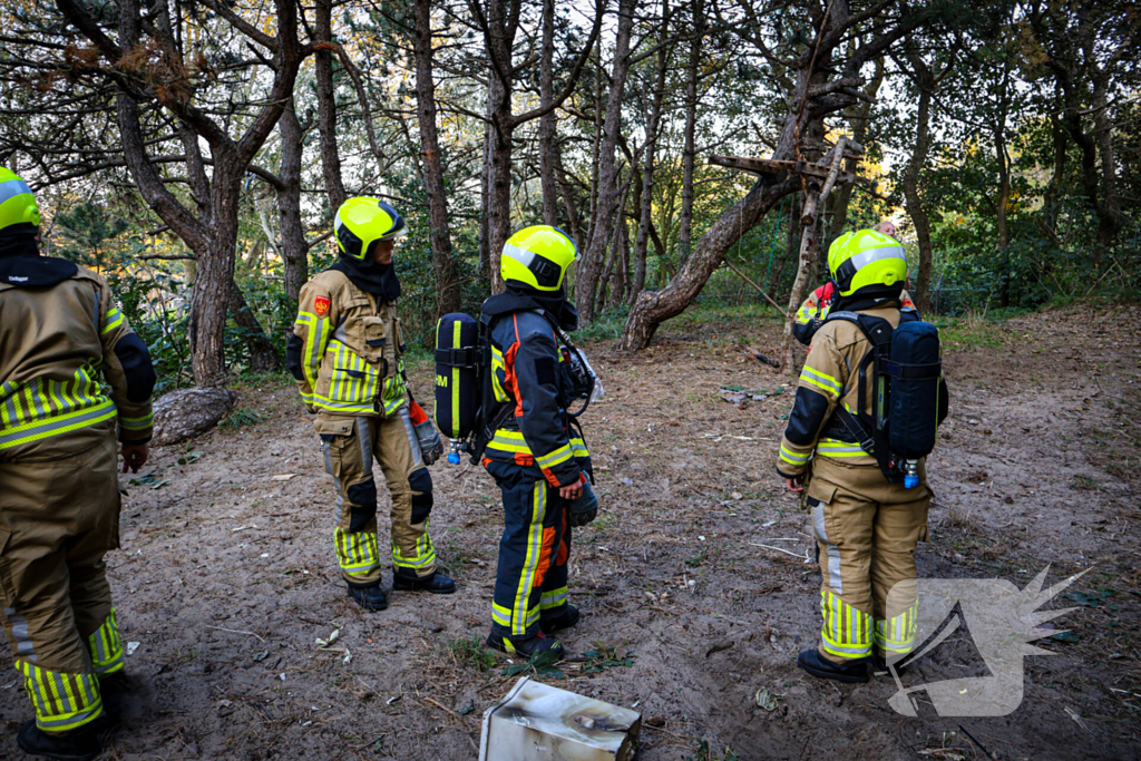 Brand gesticht in bos, brandweer doet er zand over