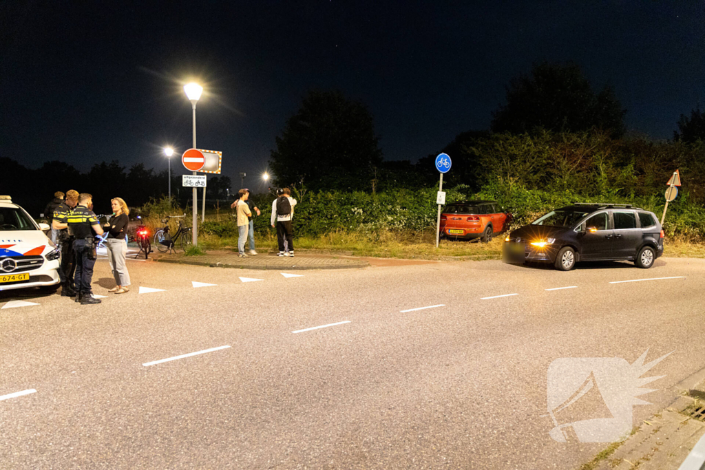 Minderjarige botst met personenauto tijdens joyride