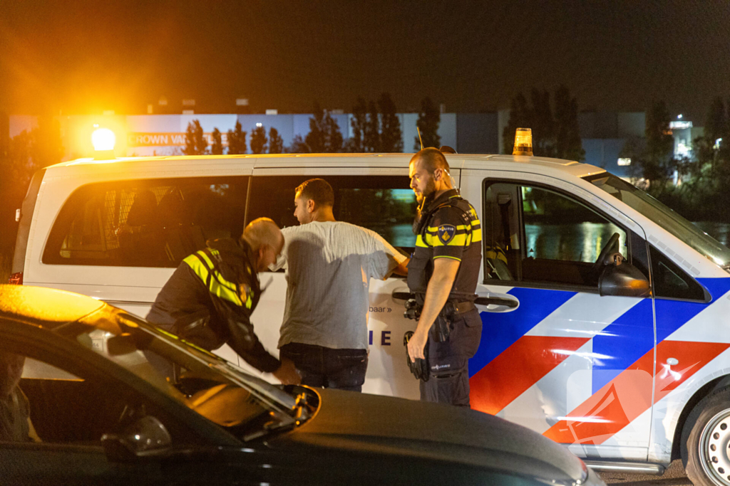 Man midden op straat aangehouden