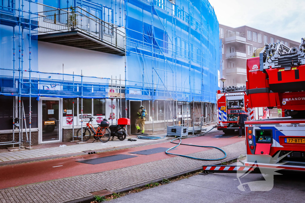 Veel rook bij brand in afhaalrestaurant