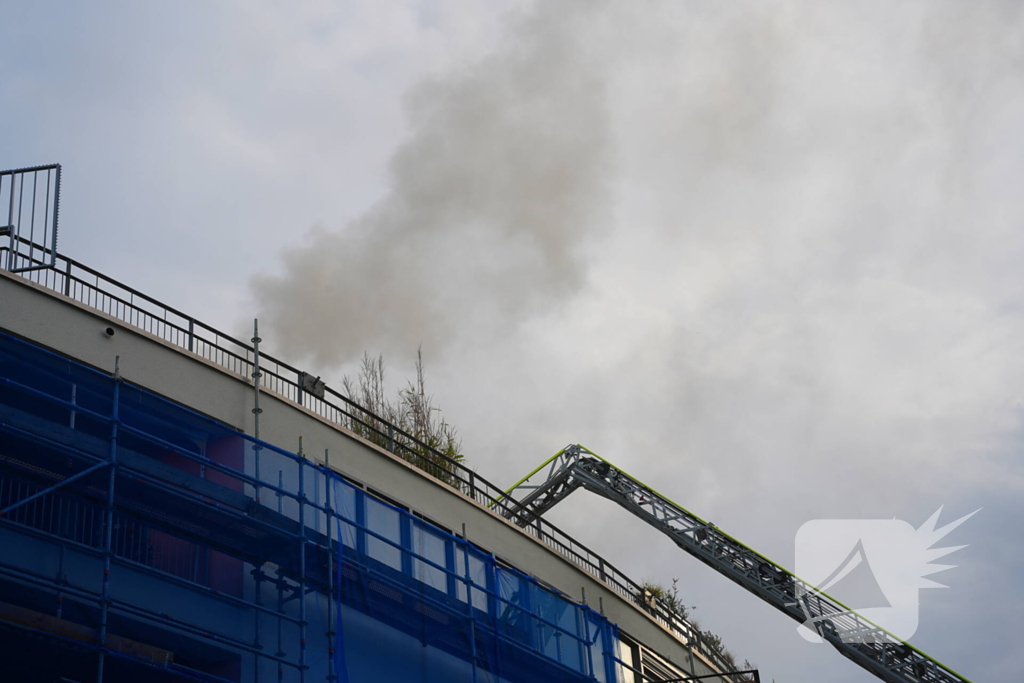 Veel rook bij brand in afhaalrestaurant