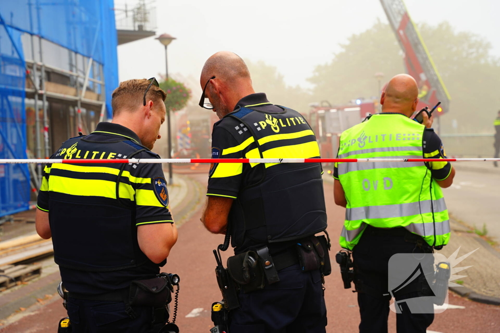 Veel rook bij brand in afhaalrestaurant