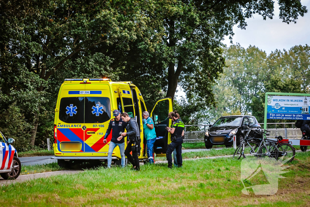 Fietser gewond bij aanrijding met auto