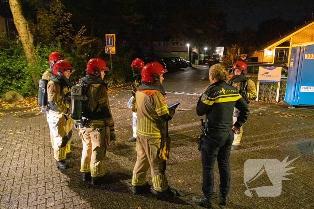 Explosie in achtertuin, politie doet onderzoek