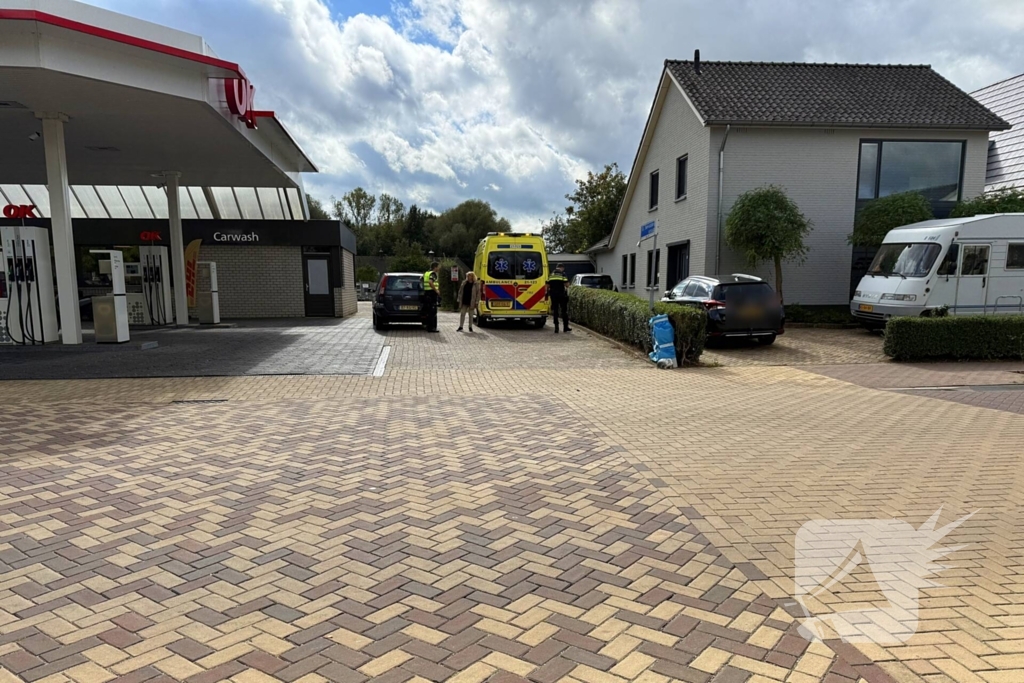 Fietser gewond bij botsing met auto