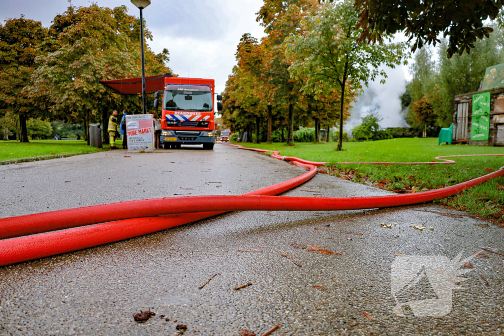 Uitslaande brand in leegstaand pand