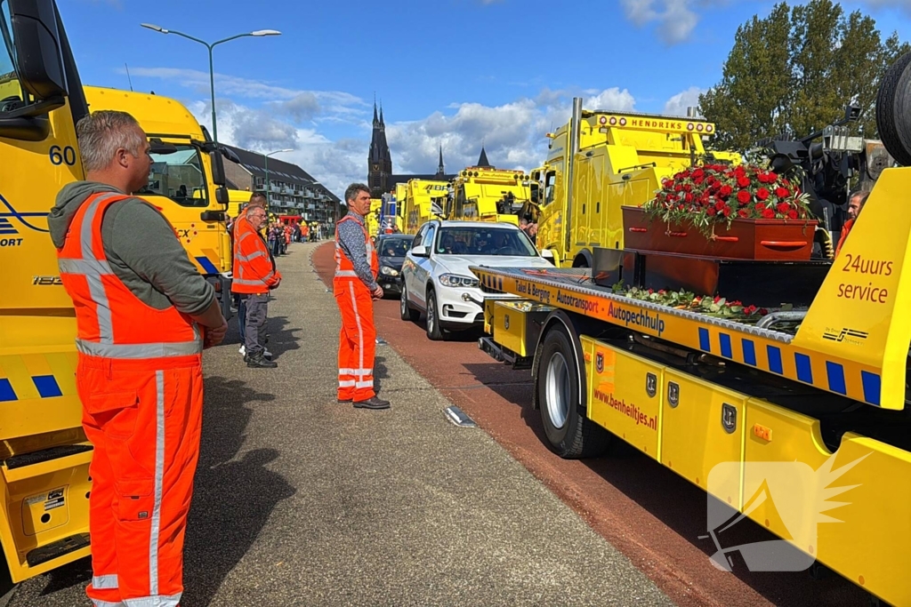 Waardig afscheid van directeur van autohulpdienst