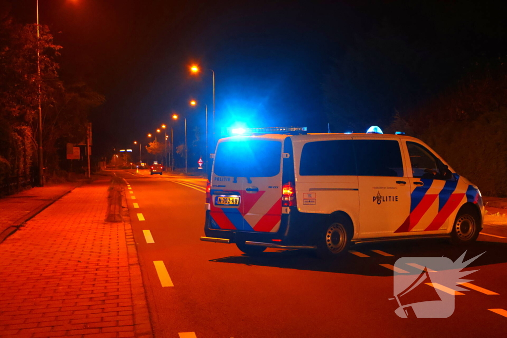 Twee politieauto's beschadigd na achtervolging