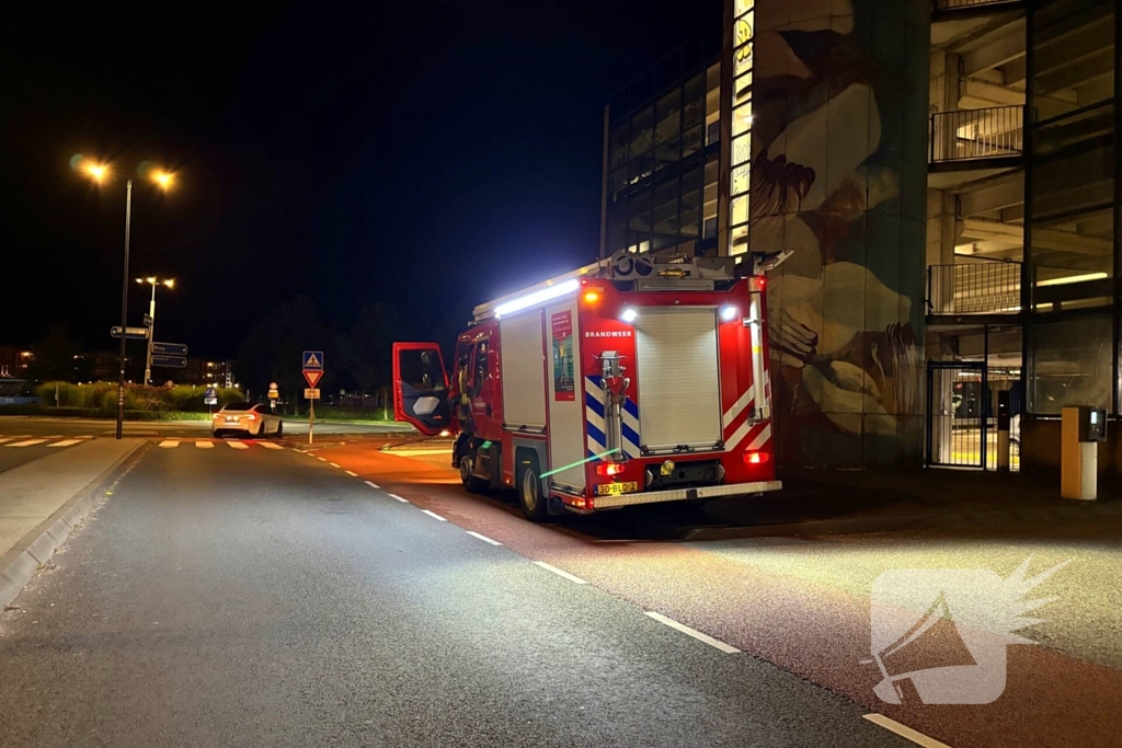 Brand parkeergarage snel onder controle