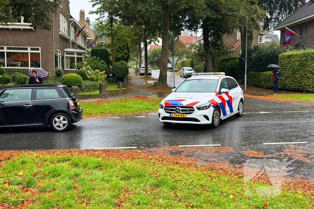 Fietser en automobilist met elkaar in botsing