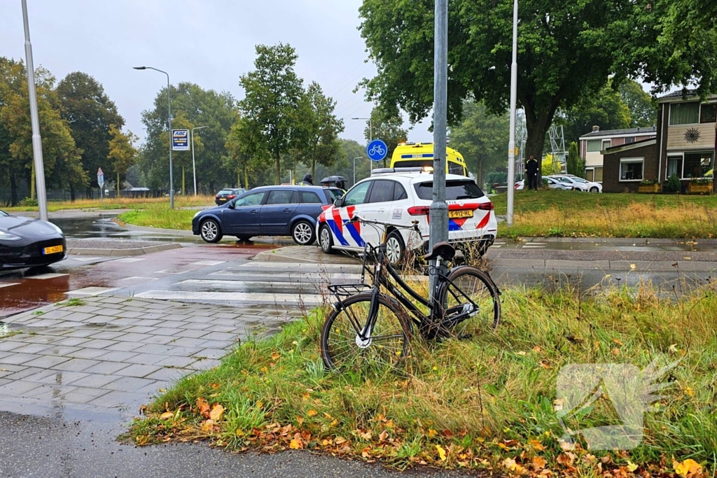 Opnieuw fietser geschept bij rotonde