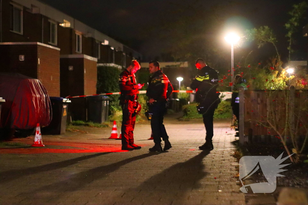 Politie doet onderzoek naar mogelijke explosie bij woning