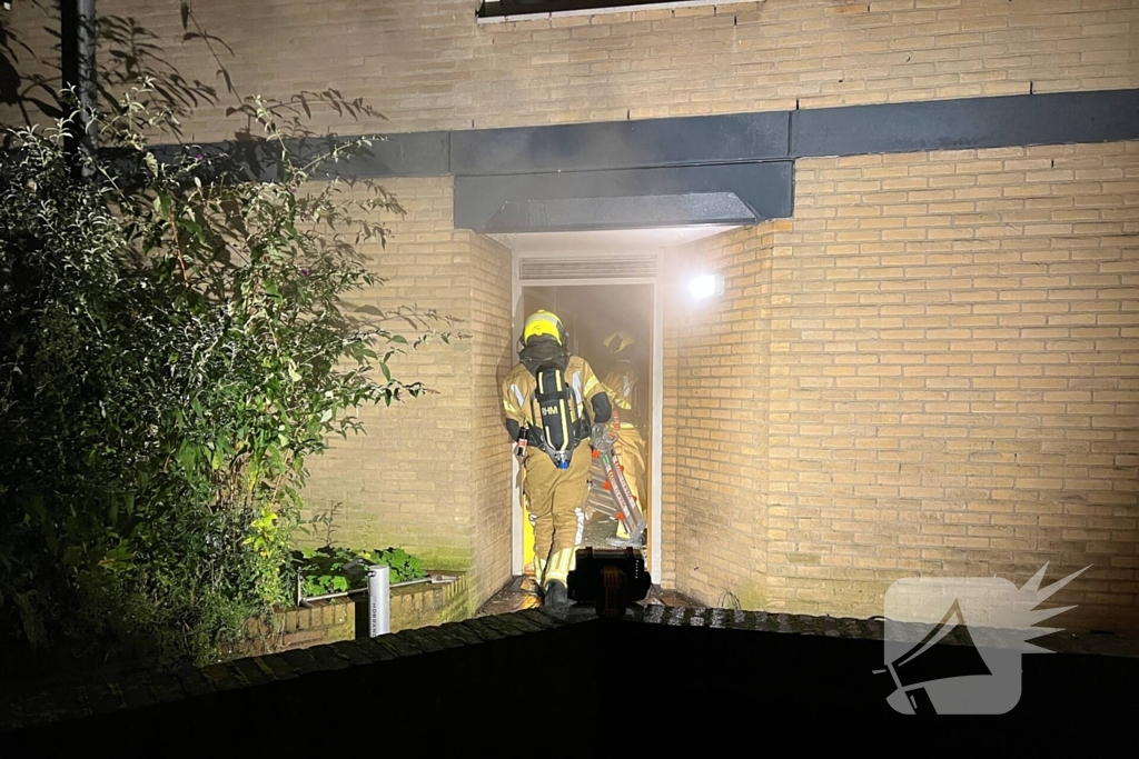 Brandweer ingezet voor brand in kelderbox