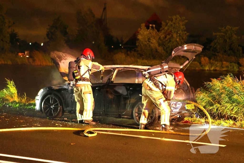 Verdachte geur eindigt in autobrand