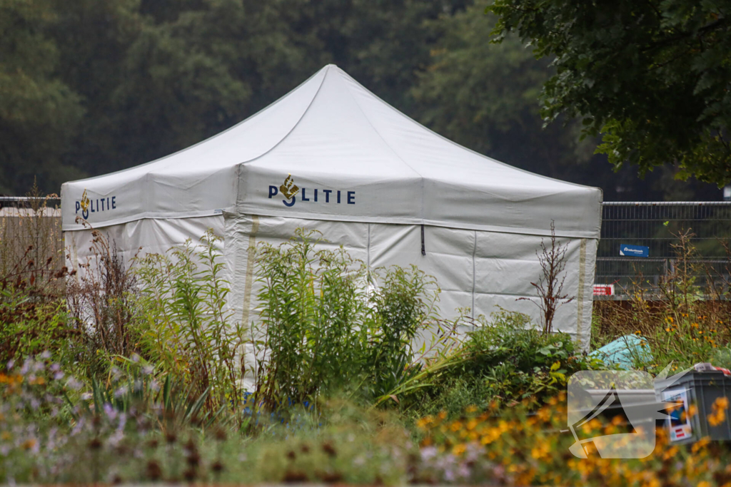 Lichaam gevonden in Beatrixpark, politie doet onderzoek