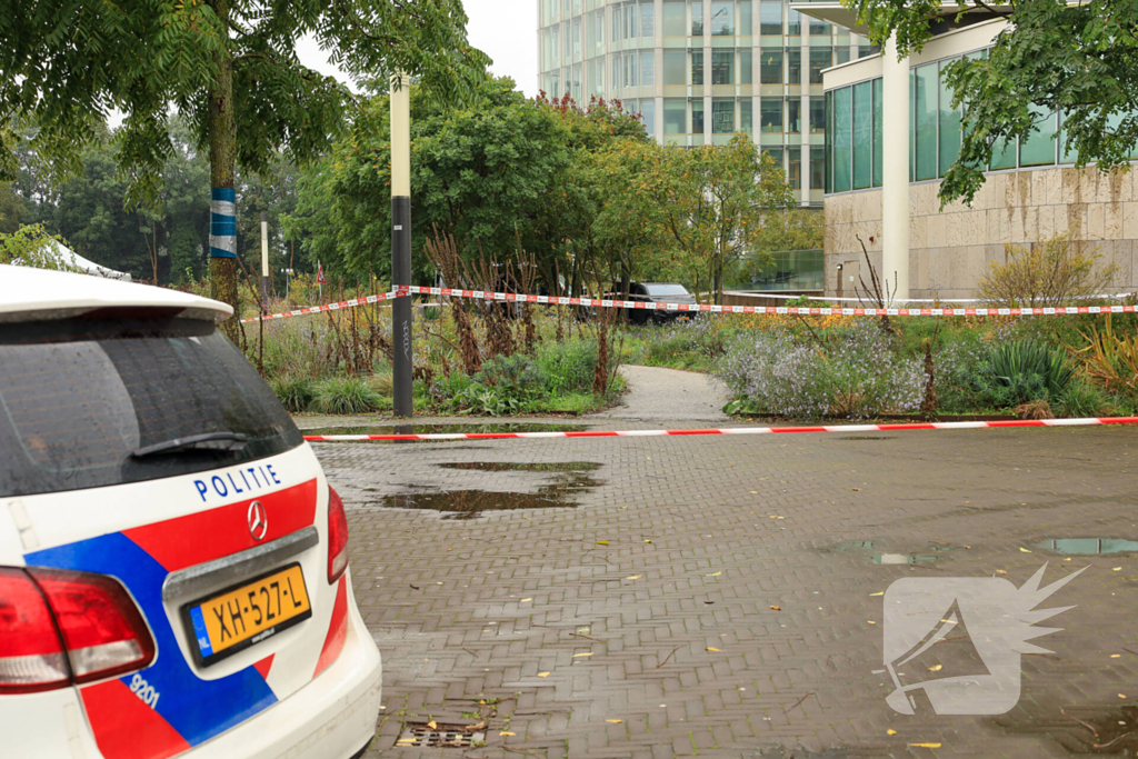 Lichaam gevonden in Beatrixpark, politie doet onderzoek