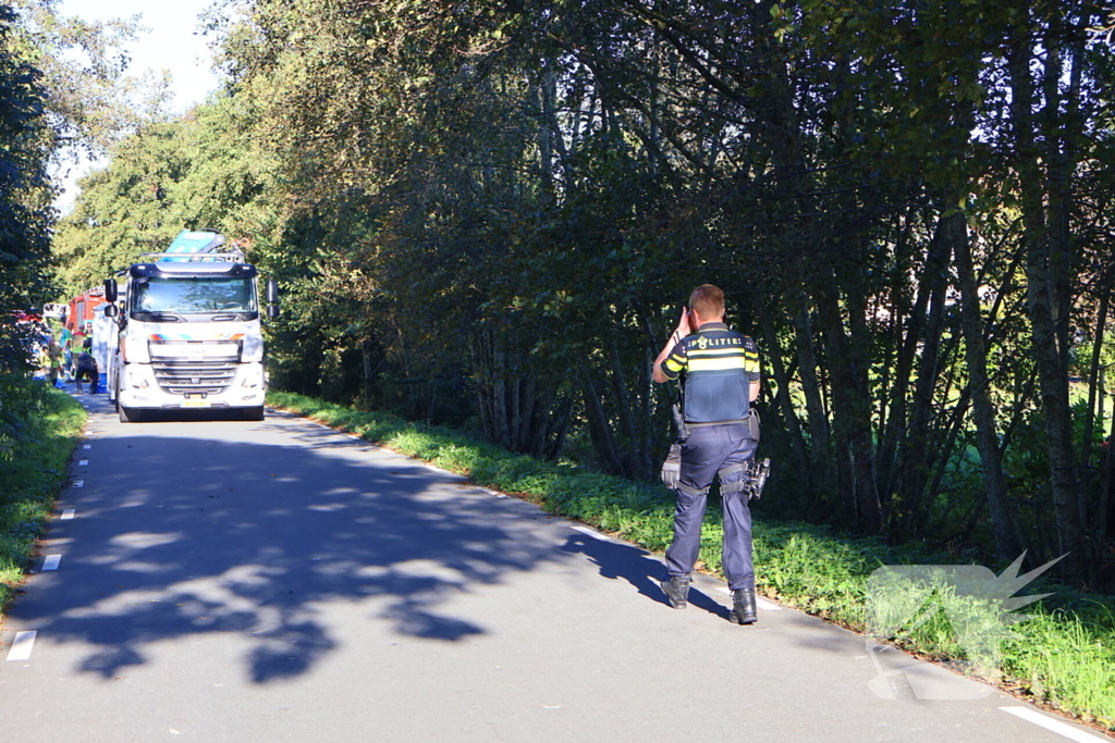 Politie doet onderzoek naar te water geraakt persoon