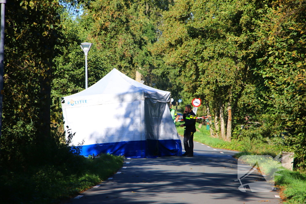 Politie doet onderzoek naar te water geraakt persoon