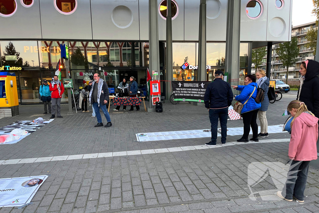 Free Palestina demonstratie nabij station