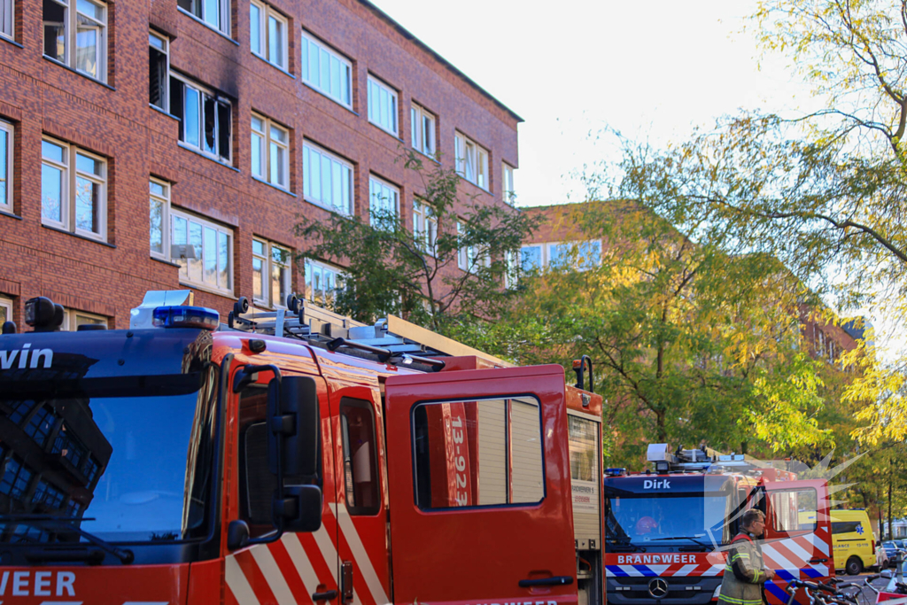 Uitslaande brand in flatwoning