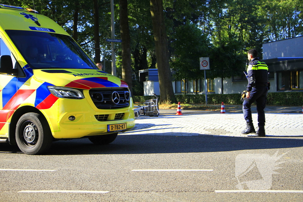 Weer fietser aangereden op bekende rotonde