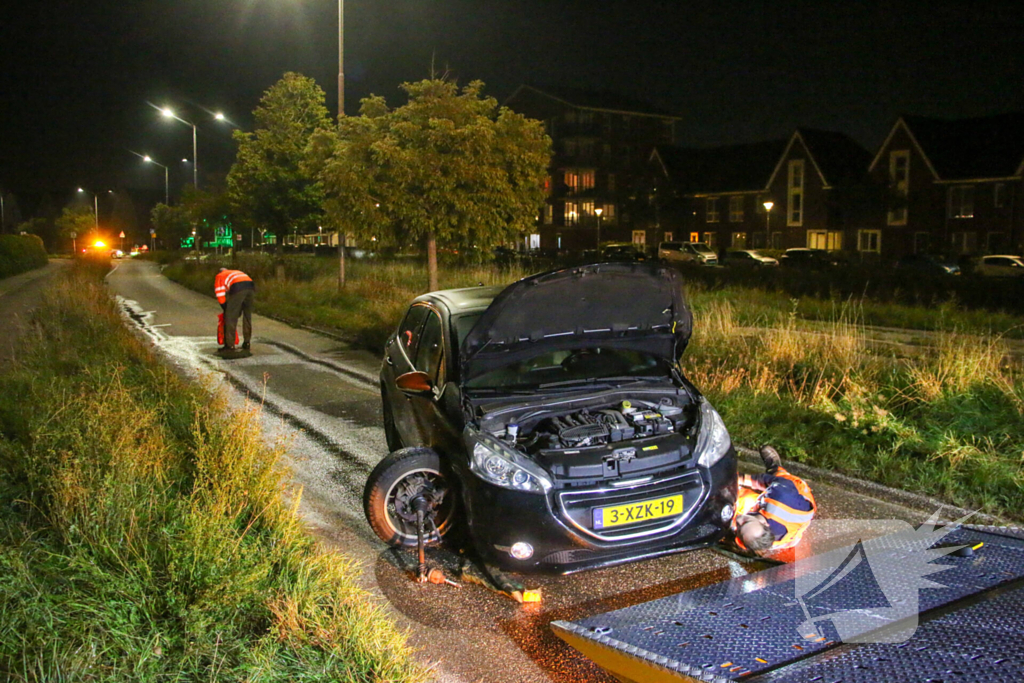 Inzittende gaan ervandoor na ongeval