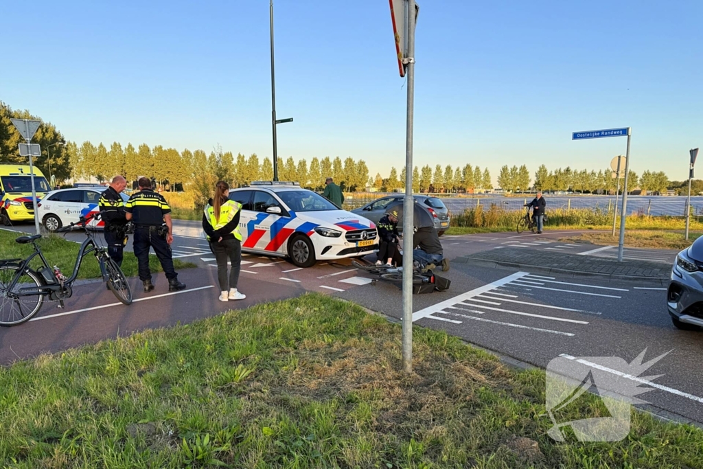 Fietser aangereden door politieagent