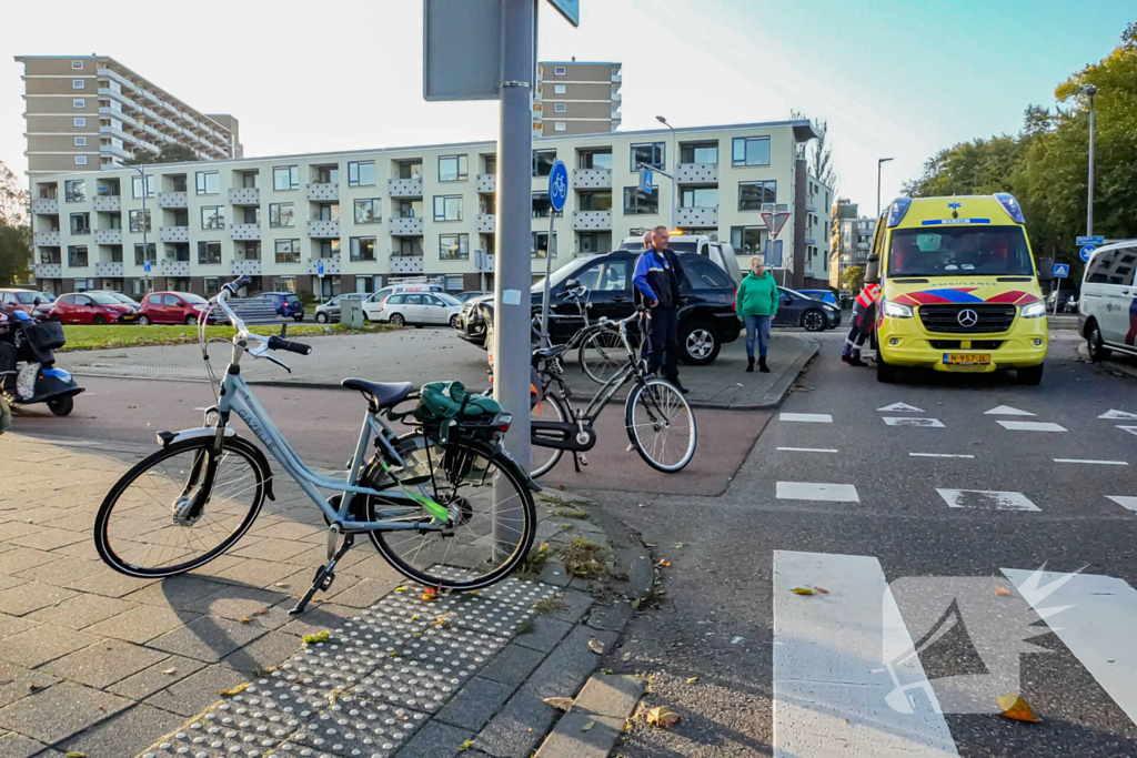 Fietser geschept op oversteekplaats