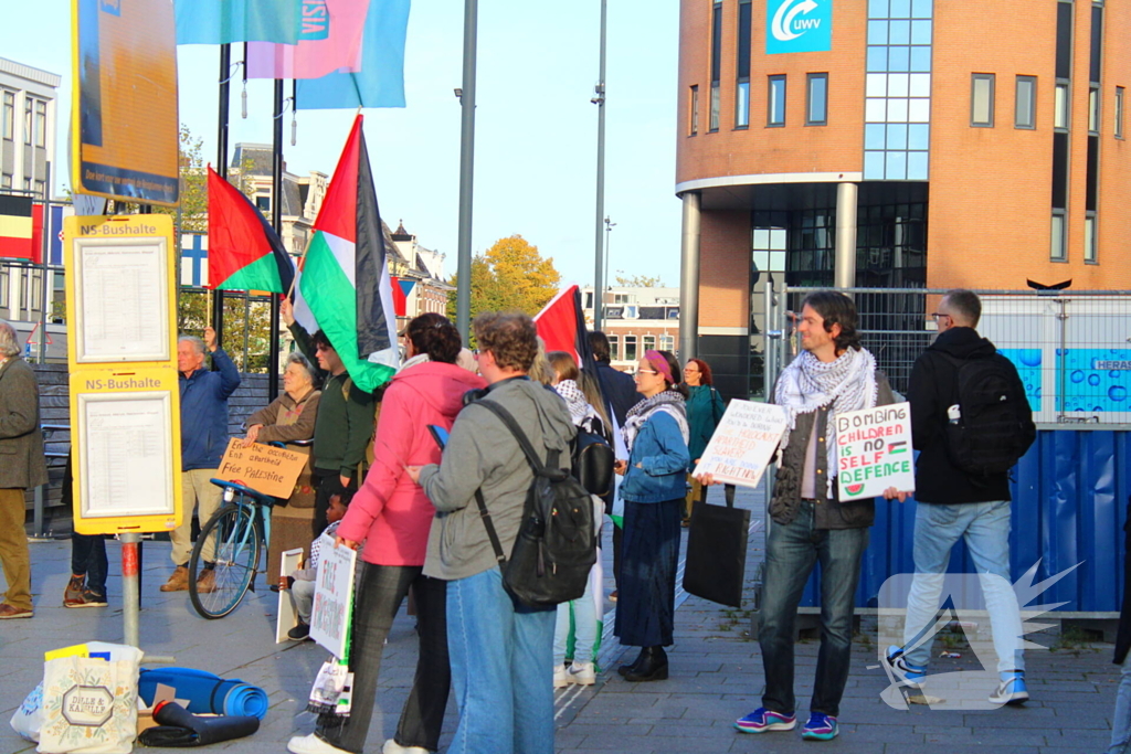 Pro Palestina demonstratie bij station