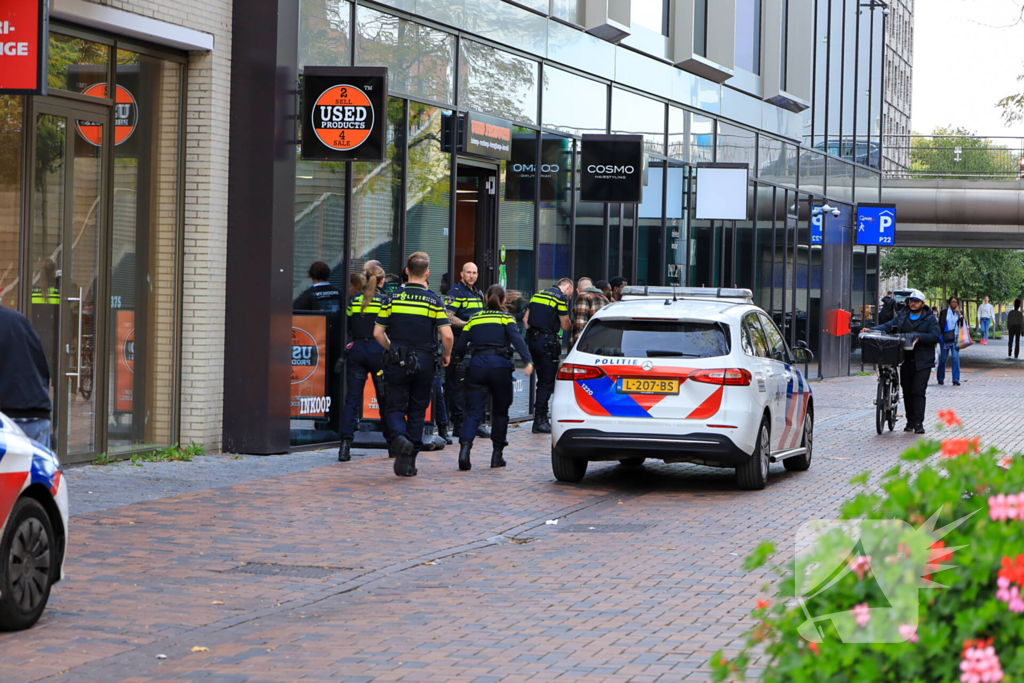 Politie onderzoekt overval op used product winkel