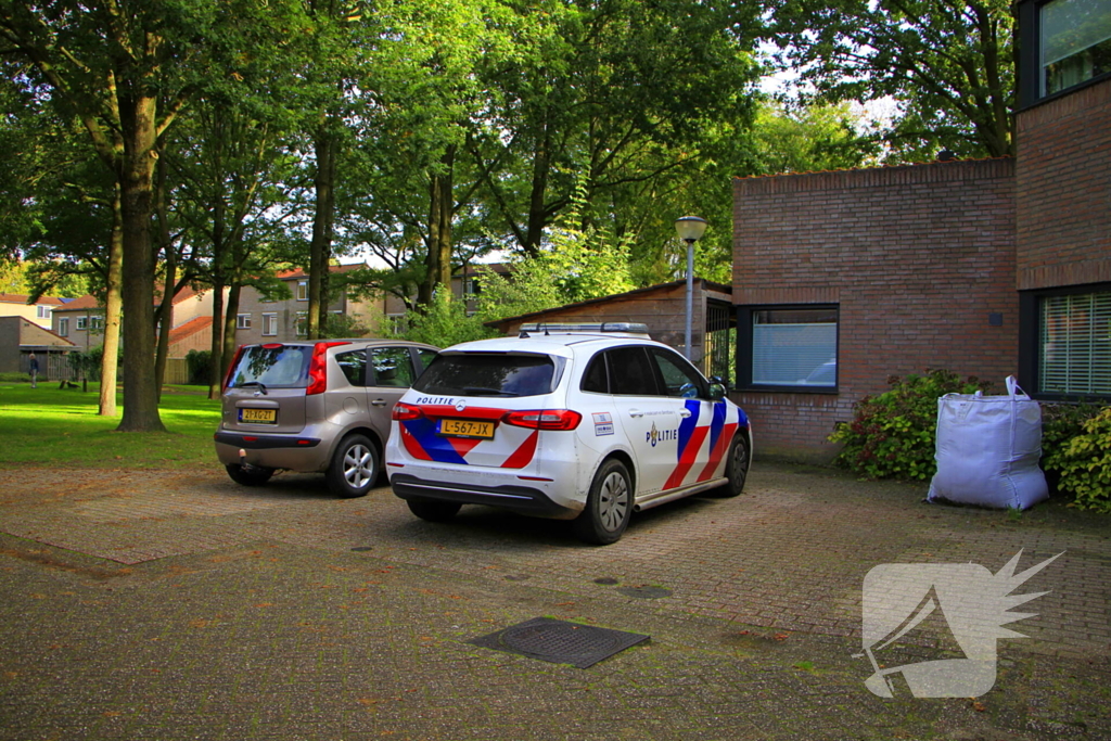 Politie doet onderzoek naar diefstal en sloop van autospiegels