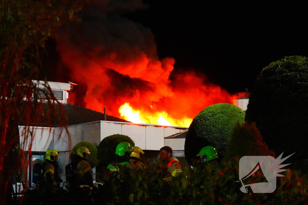 Grote rookontwikkeling bij brand bungalowpark