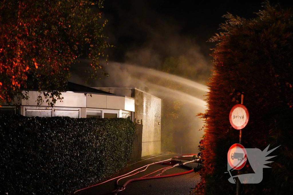 Grote rookontwikkeling bij brand bungalowpark