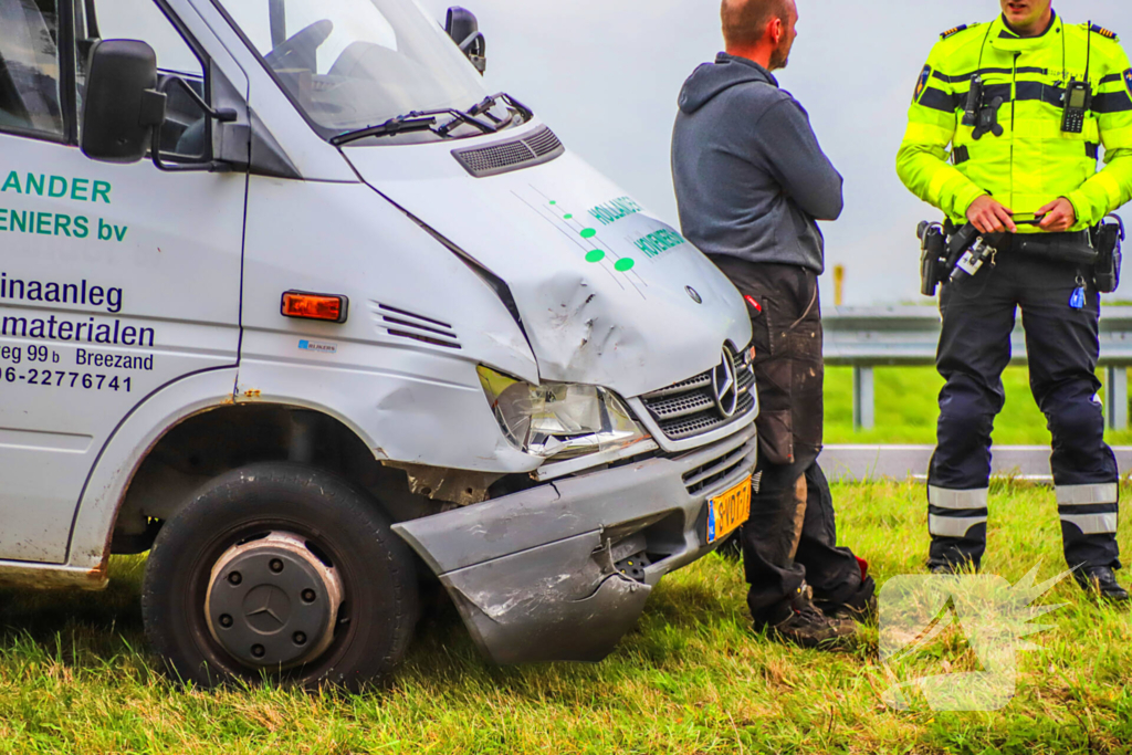 Veel schade bij verkeersongeval