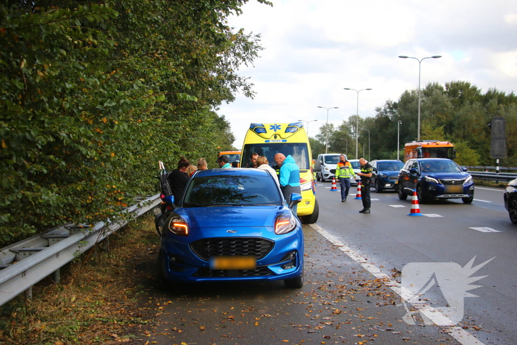 Flinke schade en vertraging na kop-staartaanrijding