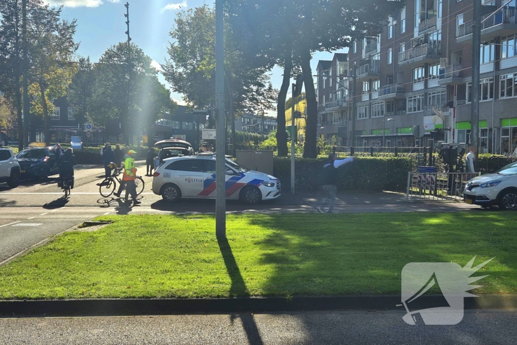 Politie zet verdachte persoon klem tijdens wielerkoers