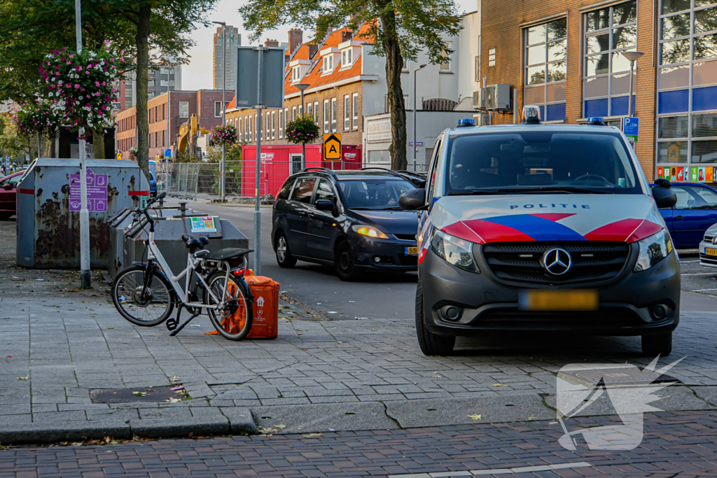 Fietsbezorger in botsing met automobilist