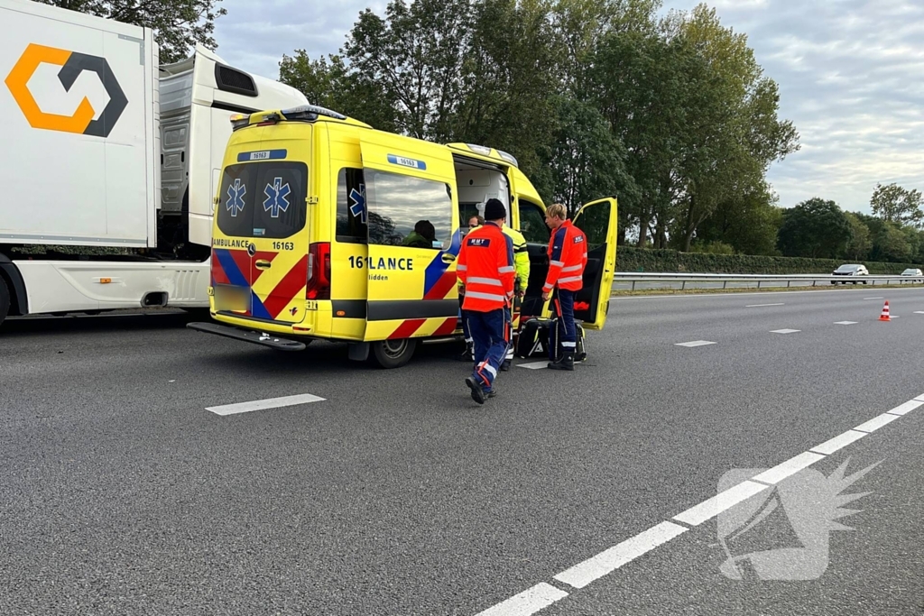 Traumahelikopter landt op provinciale weg wegens ongeval