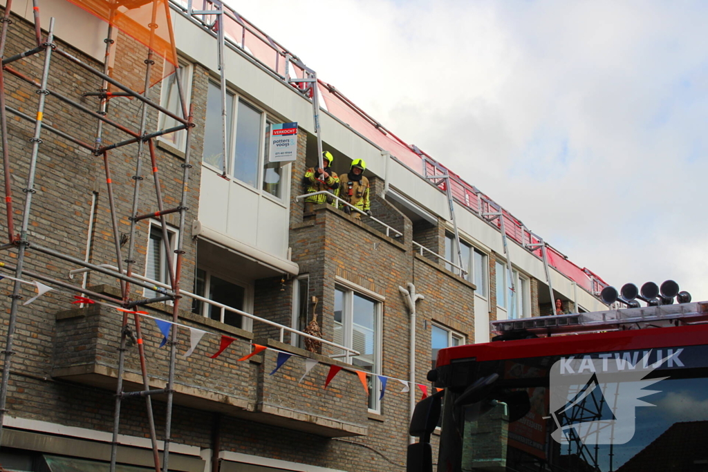 Steigerdeel losgeraakt door harde wind