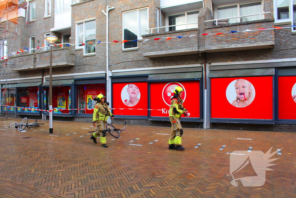 Steigerdeel losgeraakt door harde wind