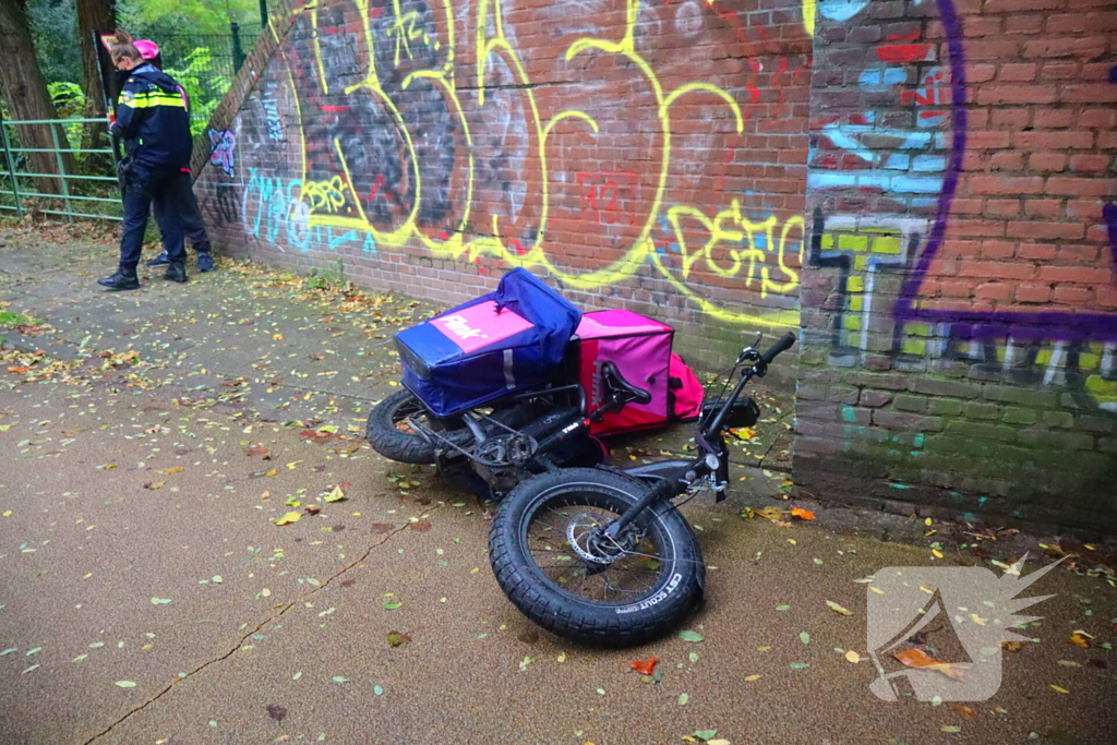 Fatbiker en wielrenner komen met elkaar in botsing