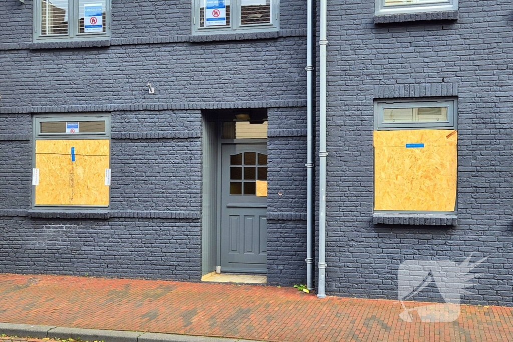 Schietpartijen leiden tot sluiting van woningen en bedrijven