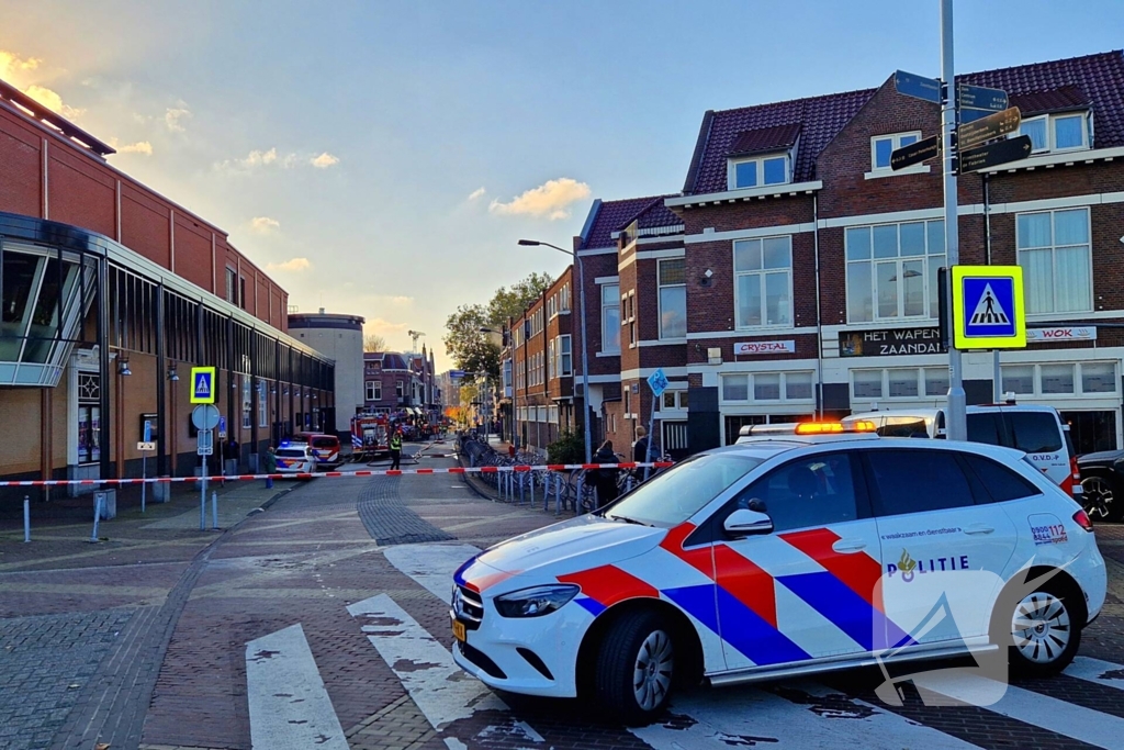 Woning uitgebrand ondanks grote inzet brandweerlieden