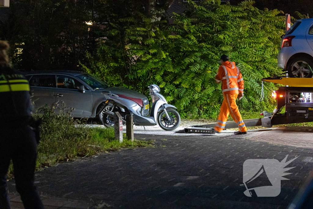 Politie neemt scooter in beslag tijdens onderzoek in woning