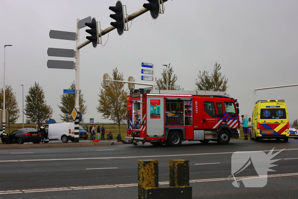 Meerdere voertuigen betrokken bij aanrijding