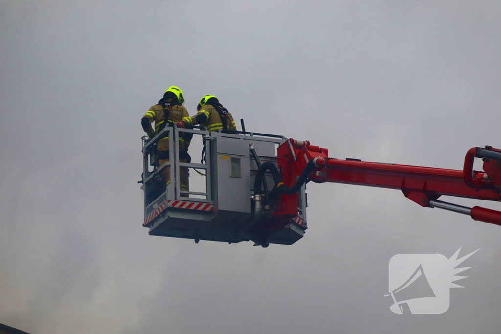 Brand in werkplaats snel onder controle