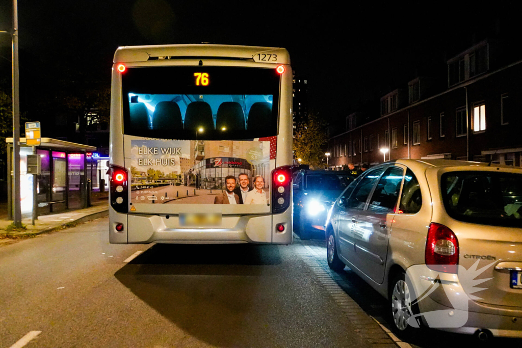 Schade bij ongeval tussen lijnbus en personenauto