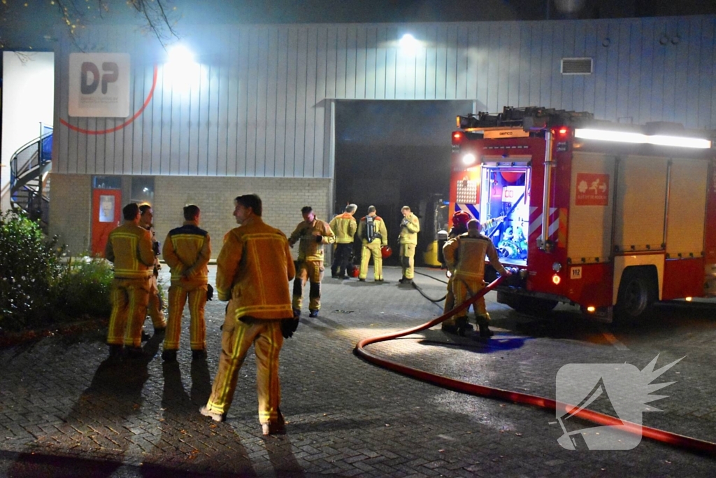 Stoom uit oven zorgt voor brandmelding op industrieterrein