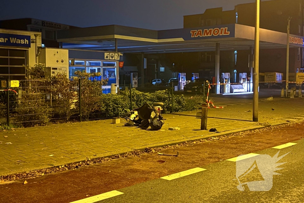 Bestuurder laat zwaargewonde scootmobieler achter